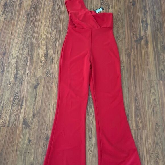 NWT PrettyLittleThing read interesting jumpsuit bell bottom stretch size 6 - Picture 1 of 6